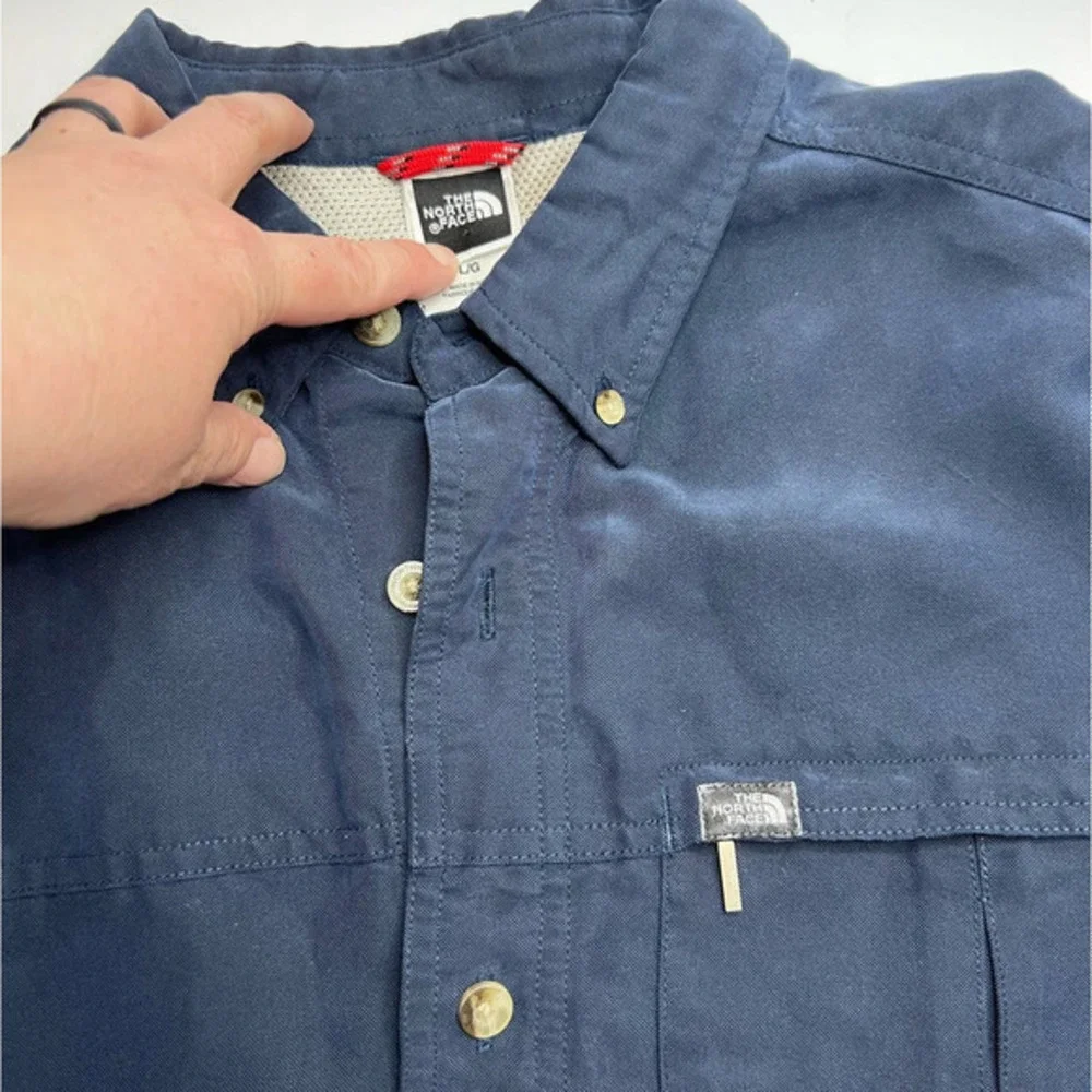 EUC The North Face Navy Button Down Long Sleeve Modal/Polyester Outdoors Shirt L